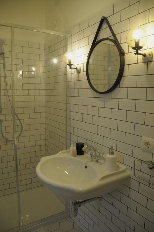 Interno4 3* Roma